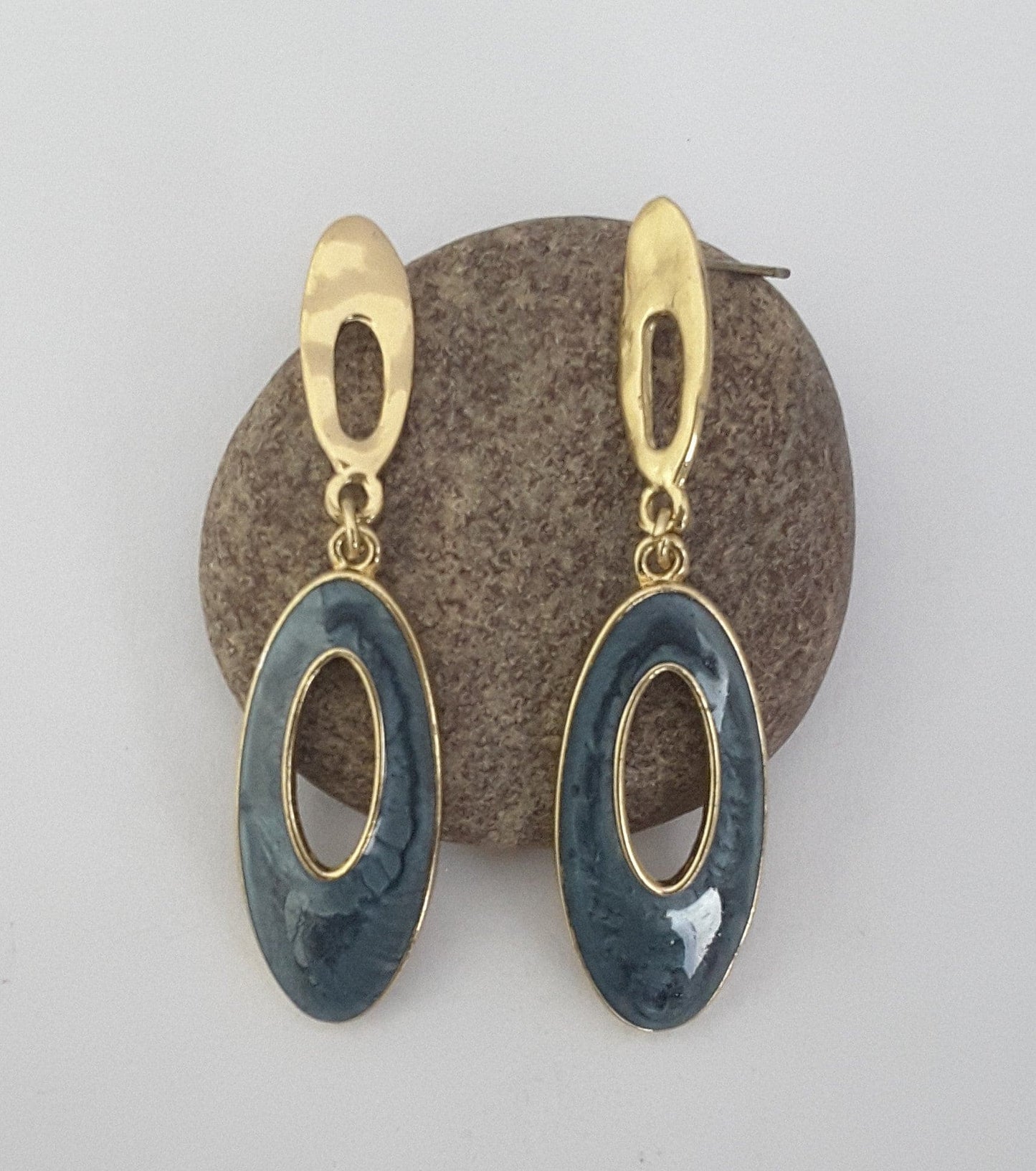 Moonstruck Oval Dangle Earrings for Women (Grey) - www.MoonstruckINC.com