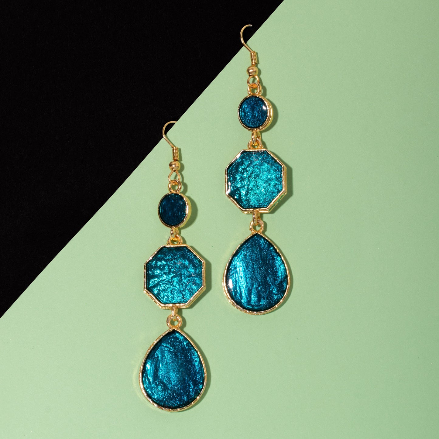 Moonstruck Dangle Drop Earrings (Black) - www.MoonstruckINC.com