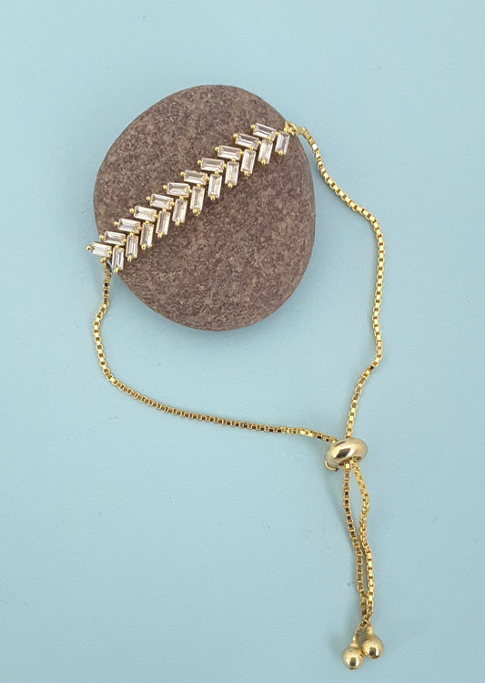 Moonstruck AD Stone American Diamond Studded Chain Bracelet For Women & Girls (Gold) - www.MoonstruckINC.com